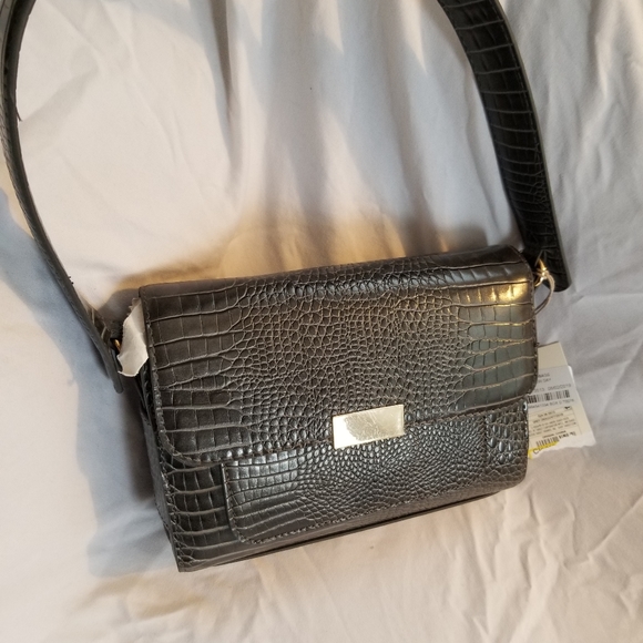 Purses - Picture 5 of 7